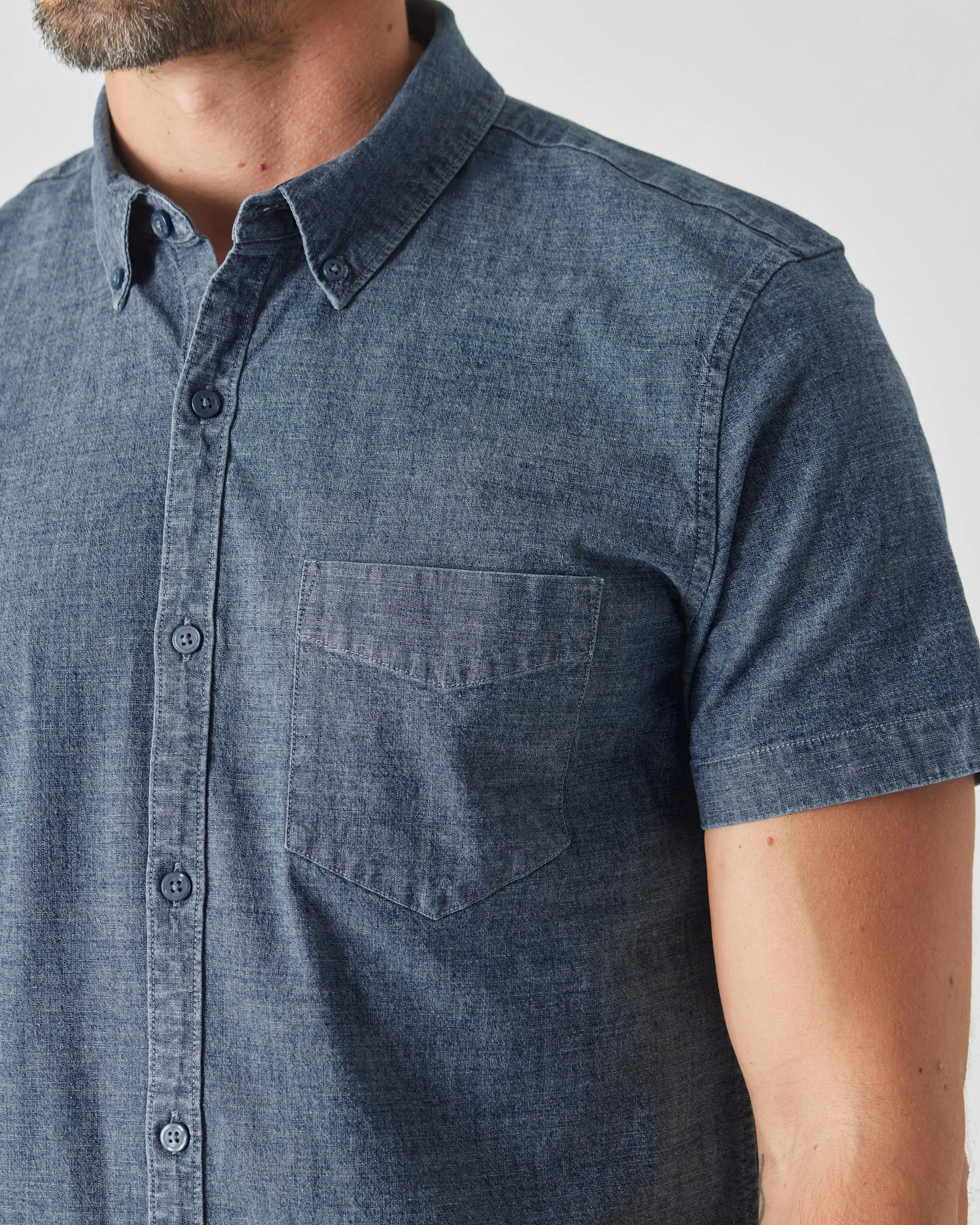 Medium Indigo Wash Short Sleeve Stretch Chambray Shirt